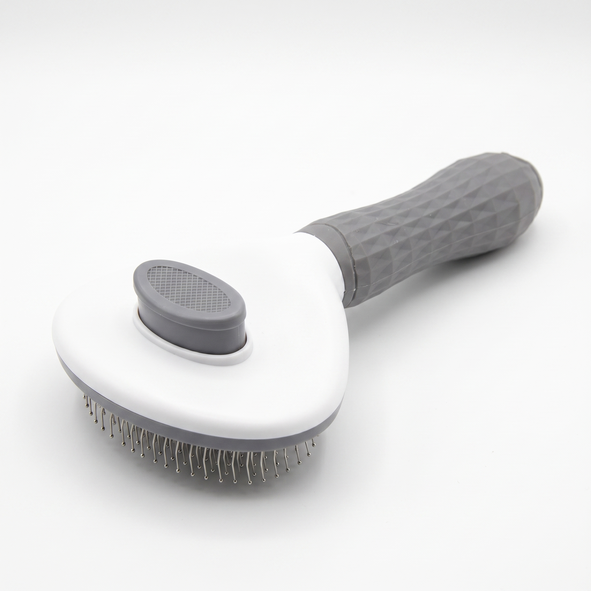 Self-Cleaning Deshedding Brush